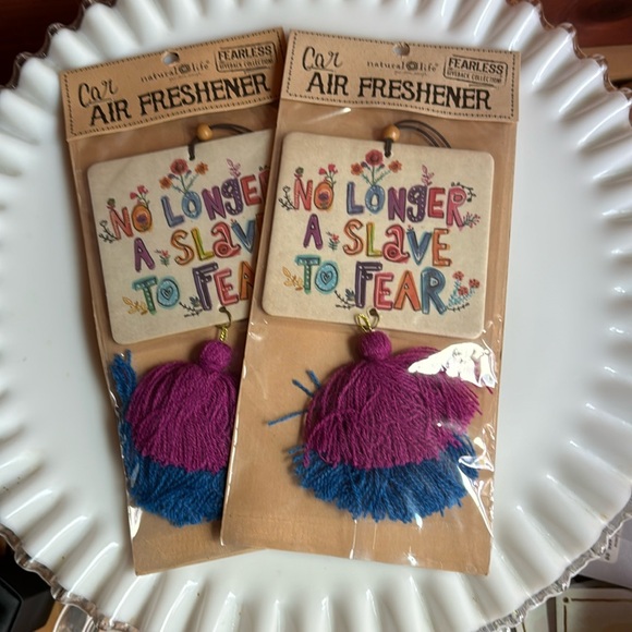 Curated visual reference: Accessories Lemur Cage Air Fresheners Reference: Natural Life Accessories Lot Of 2 Natural Life Car Air